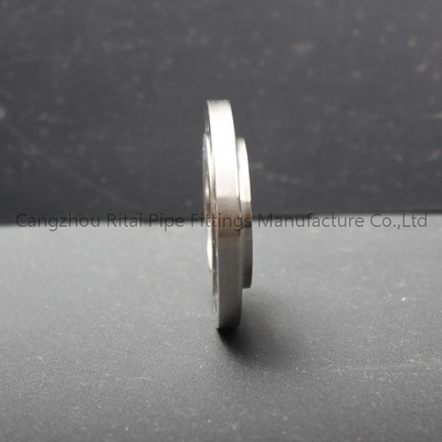 Flangia SORF di acciaio al carbonio di ASME B16.5 che salda Q235 150# 300# 600#